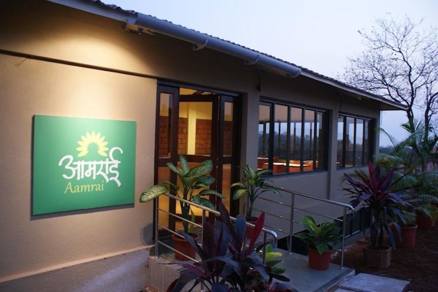 Mango Village Resort Guhāgar Exterior foto